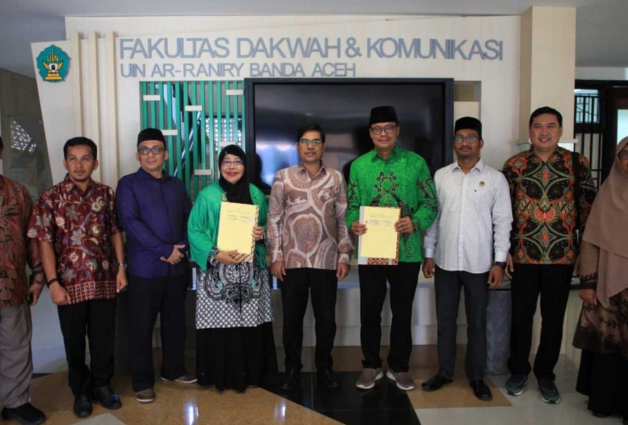 Banda Aceh --- Lembaga Dakwah PBNU dan Fakultas Dakwah dan Komunikasi Universitas Negeri Islam (UIN) Ar-Raniry Aceh hari ini menandatangani perjanjian kerjasama untuk menyelenggarakan sertifikasi pembimbing manasik haji professional.